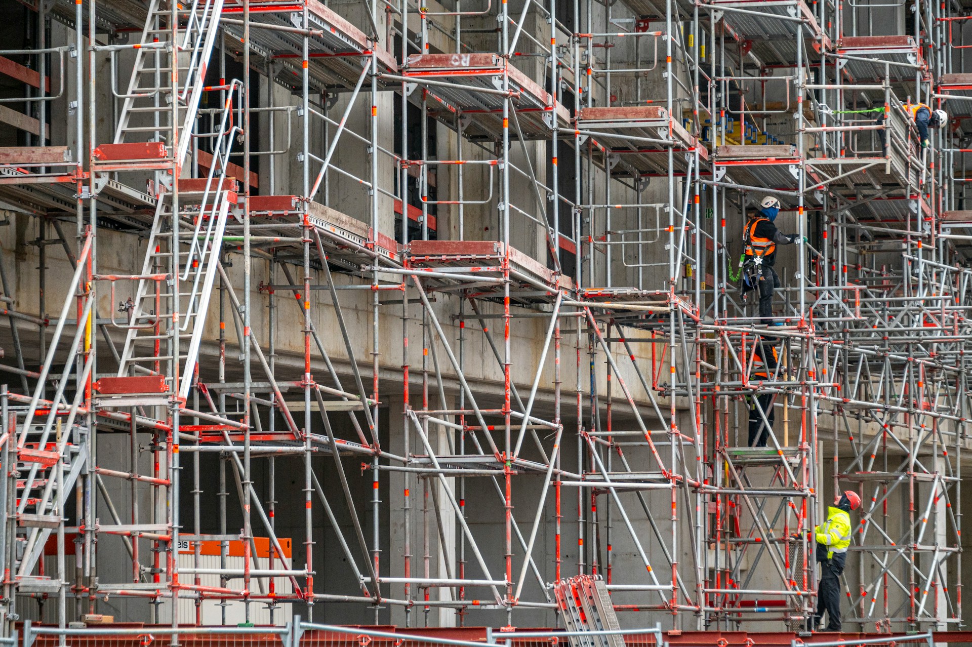 Why Are Scaffolding Quotes So Different? Understanding Price Variation